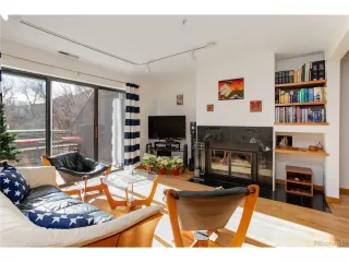 Photo #6: 4489725 Listing