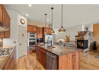 Photo #6: 4491963 Listing 