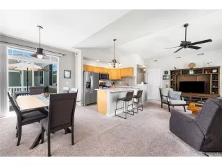 Photo #3: 4492286 Listing 