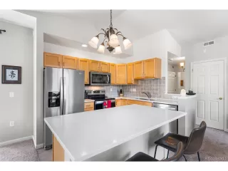 Photo #5: 4492286 Listing 