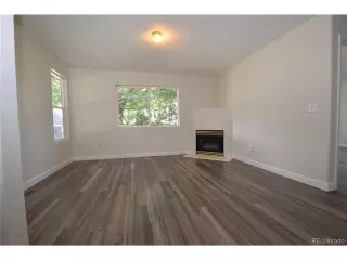 Photo #5: 4495495 Listing