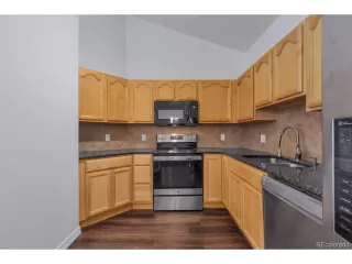 Photo #4: 4496201 Listing 