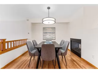 Photo #5: 4504326 Listing