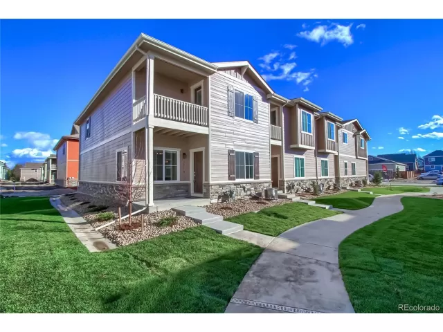 MLS: 4512229 Condo For Sale