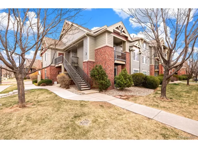 MLS: 4515558 Condo For Sale