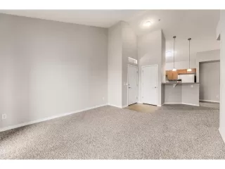 Photo #3: 4515558 Listing