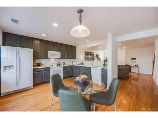 Photo #6: 4530755 Listing 