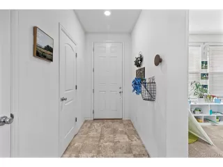 Photo #1: 4537661 Listing