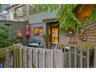 Photo #2: 4538196 Listing