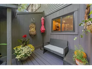 Photo #3: 4538196 Listing