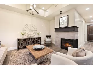 Photo #4: 4538361 Listing