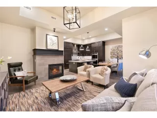 Photo #5: 4538361 Listing