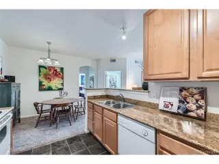 Photo #1: 4542222 Listing