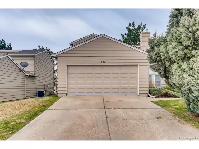 MLS: 4549209 Condo For Sale