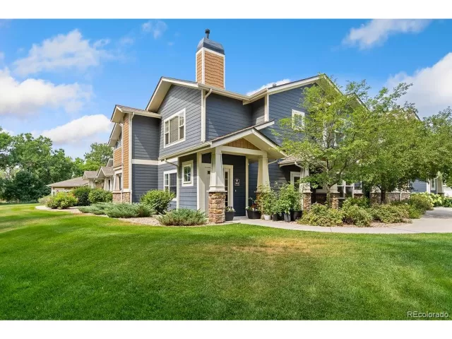 MLS: 4556314 Condo For Sale