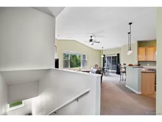 Photo #4: 4556314 Listing