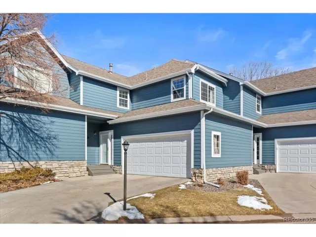 MLS: 4557959 Condo For Sale