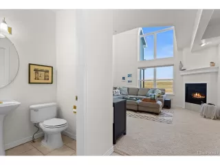 Photo #6: 4557959 Listing