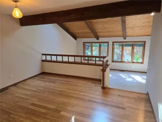 Photo #3: 4558545 Listing