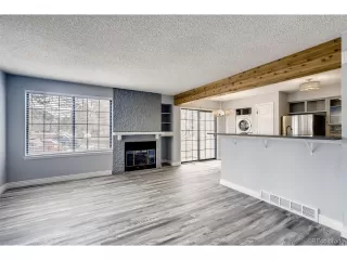 Photo #4: 4560390 Listing