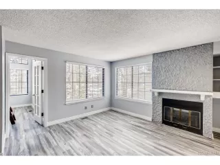 Photo #5: 4560390 Listing