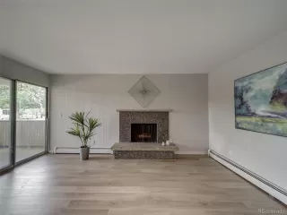 Photo #3: 4564189 Listing