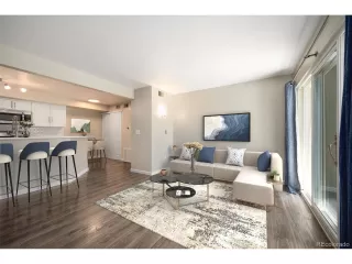 Photo #1: 4570725 Listing