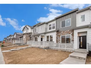 Photo #1: 4579881 Listing