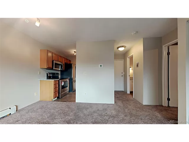 MLS: 4586709 Condo For Sale