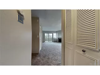 Photo #4: 4586709 Listing 