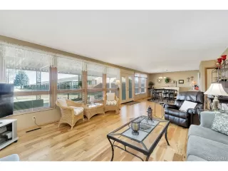 Photo #5: 4595774 Listing 