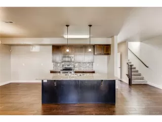 Photo #4: 4601454 Listing