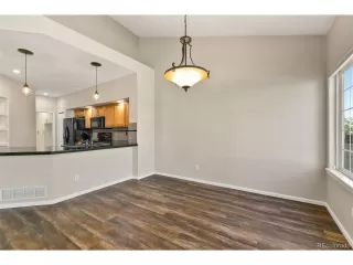 Photo #5: 4608204 Listing 