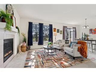 Photo #2: 4612910 Listing