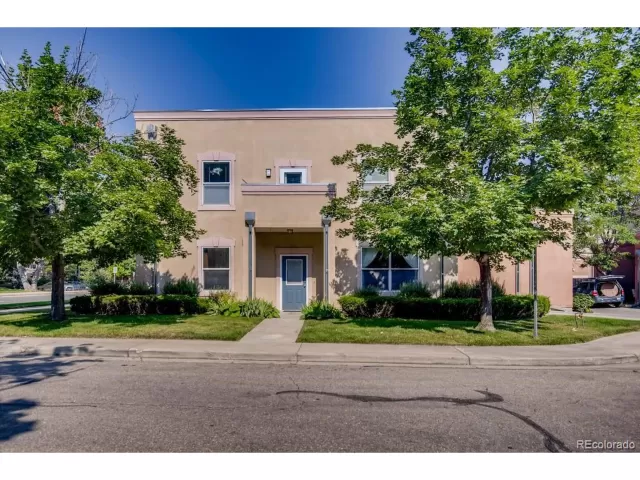 MLS: 4615954 Condo For Sale