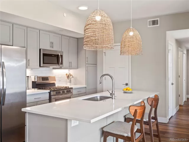 MLS: 4619374 Condo For Sale