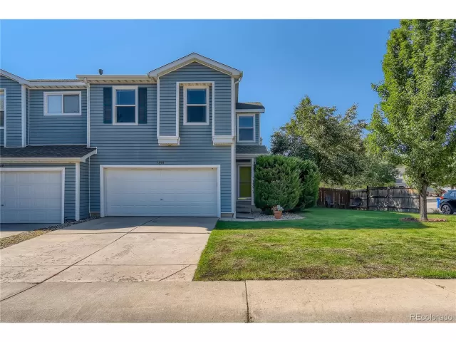 MLS: 4626103 Condo For Sale