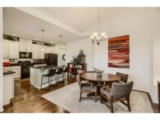 Photo #6: 4633980 Listing