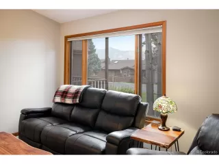 Photo #4: 4645890 Listing