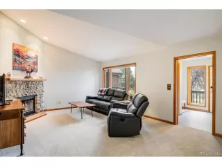 Photo #5: 4645890 Listing