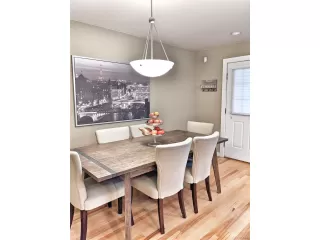 Photo #2: 4655508 Listing