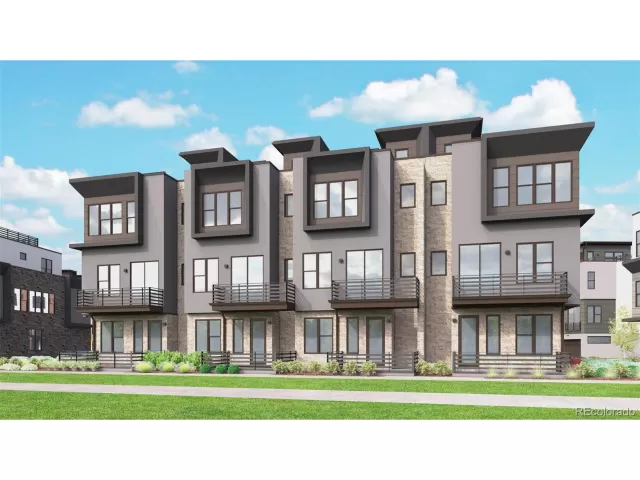 MLS: 4661106 Condo For Sale