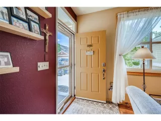 Photo #6: 4664695 Listing