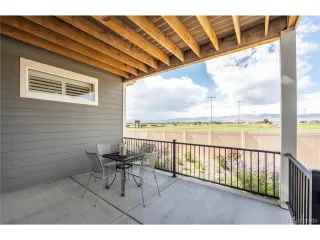 Photo #3: 4668817 Listing