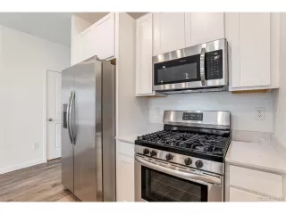 Photo #4: 4671965 Listing