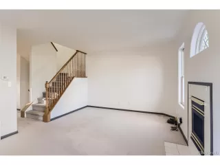 Photo #3: 4677565 Listing