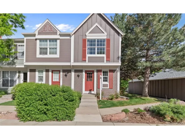 MLS: 4701041 Condo For Sale