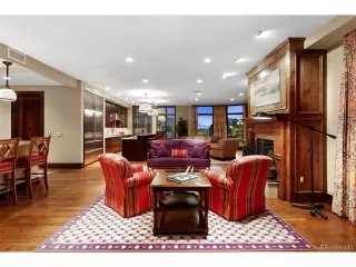 Photo #5: 4701674 Listing