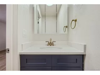 Photo #5: 4713339 Listing