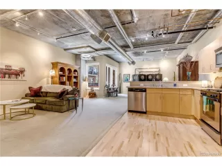 Photo #4: 4719984 Listing